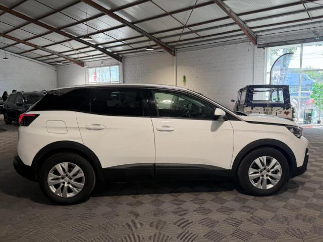 Peugeot 3008 image 1