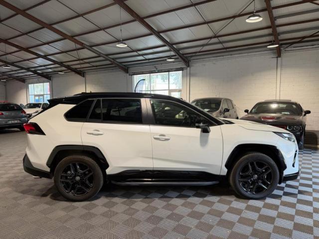 Toyota Rav4 image 6