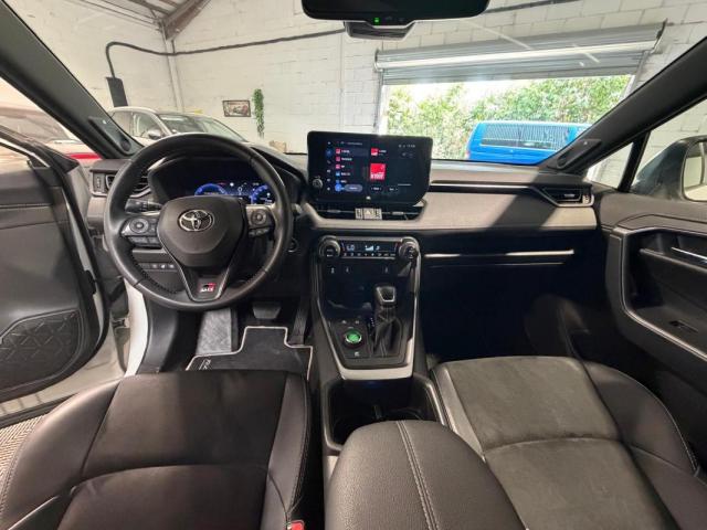 Toyota Rav4 image 9