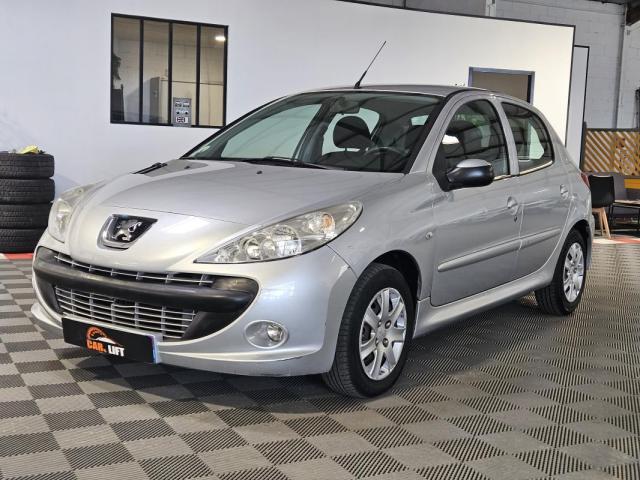 Peugeot 206+ image 2
