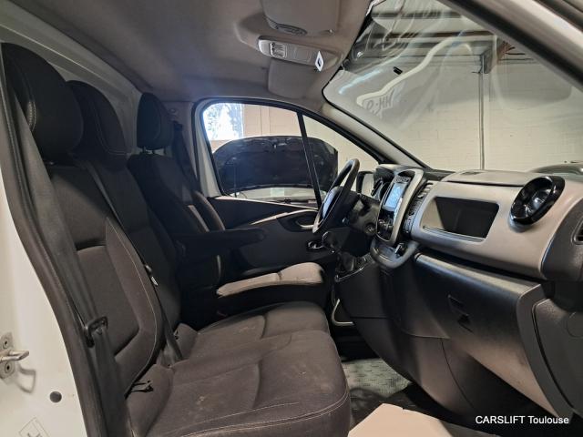 Renault Trafic image 8
