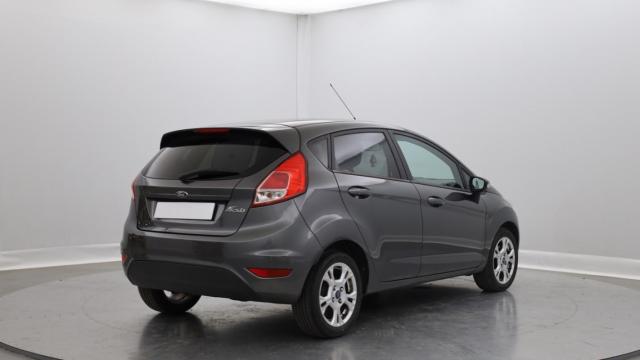 Ford Fiesta image 6