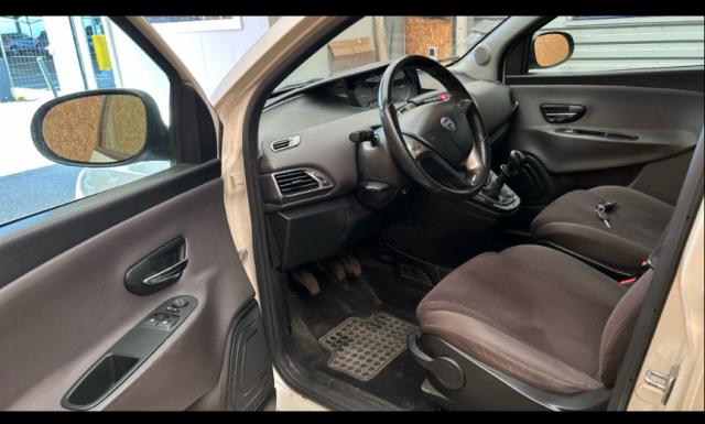 Lancia Ypsilon image 4