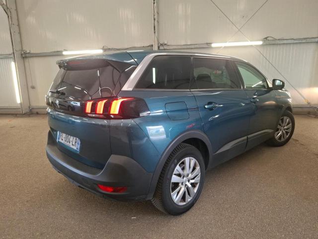 Peugeot 5008 image 1