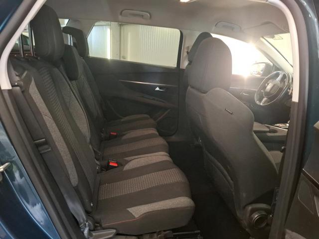 Peugeot 5008 image 3