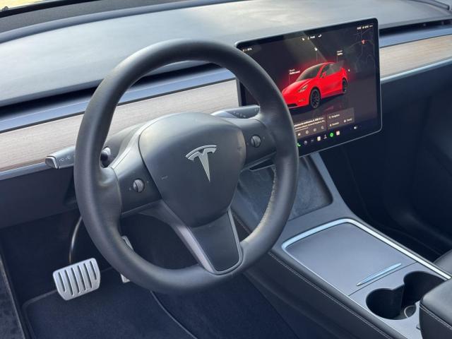 Tesla Model Y image 9