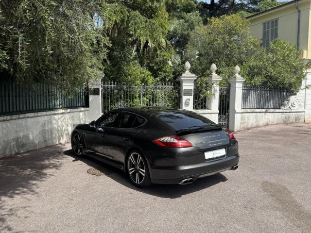Porsche Panamera image 8