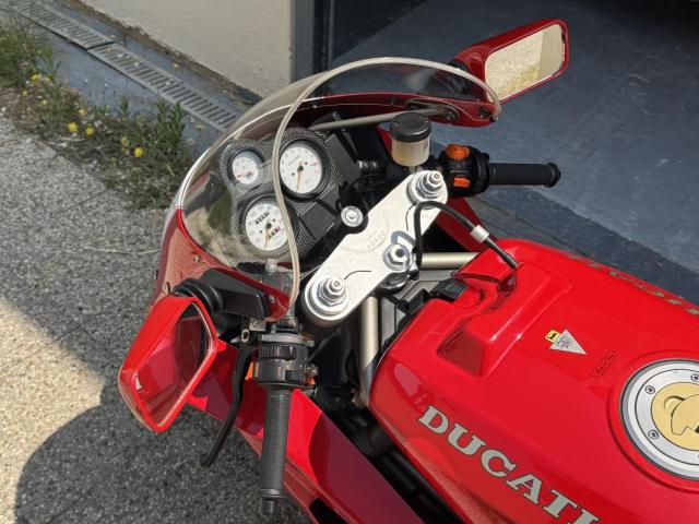 Ducati 888 image 2