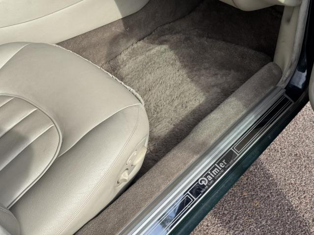 Daimler X300 image 2