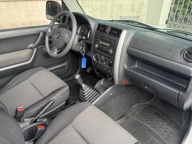 Suzuki Jimny image 2