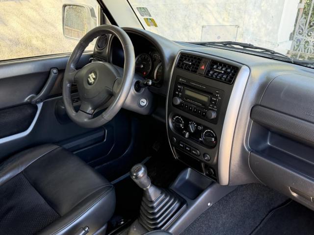 Suzuki Jimny image 3