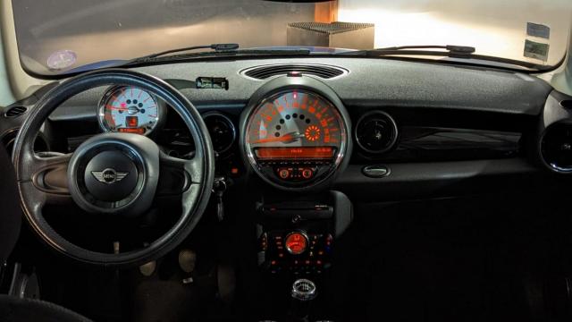 Mini One image 1