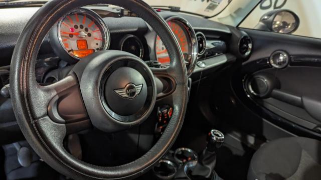 Mini One image 8