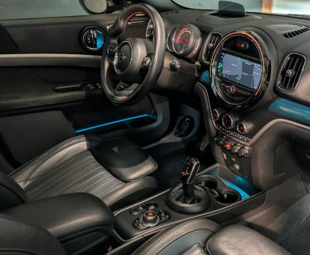 Mini Countryman image 6