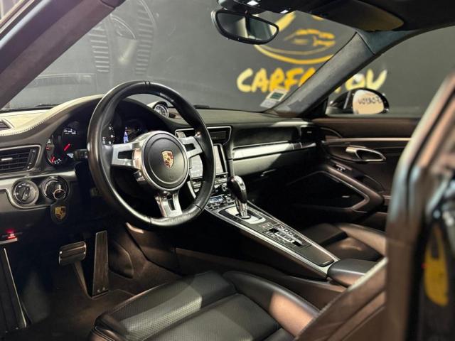 Porsche 911 image 3
