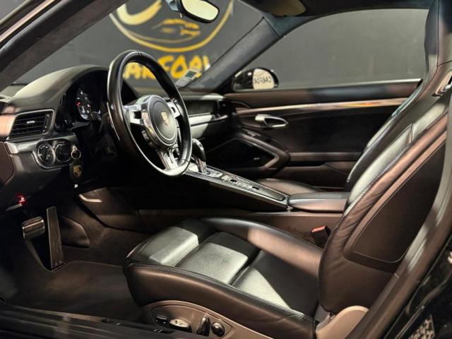 Porsche 911 image 9