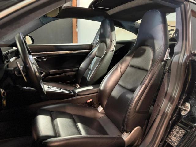 Porsche 911 image 7
