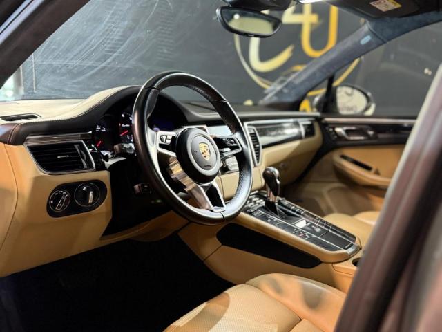 Porsche Macan image 6