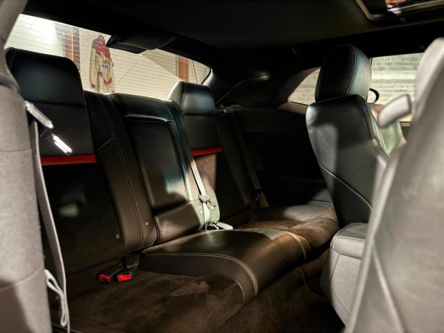 Dodge Challenger image 7