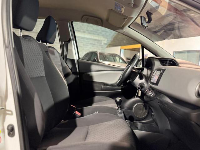 Toyota Yaris image 2