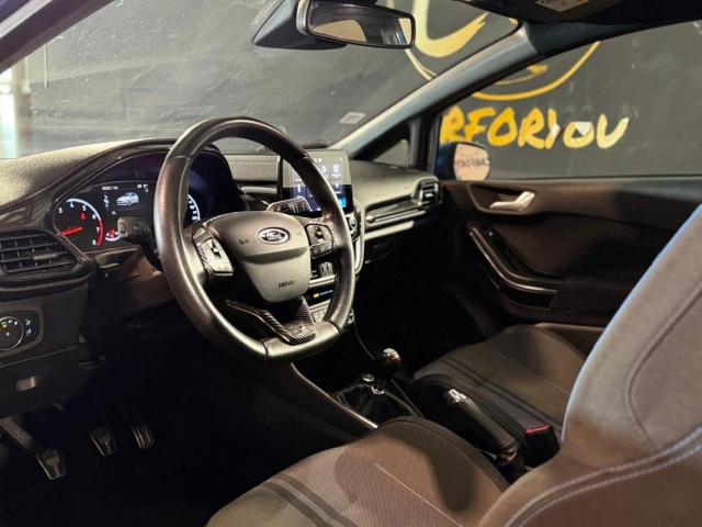 Ford Fiesta image 2