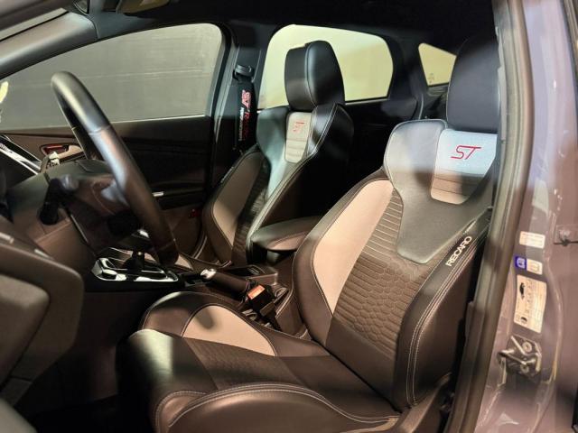 Ford Focus image 4