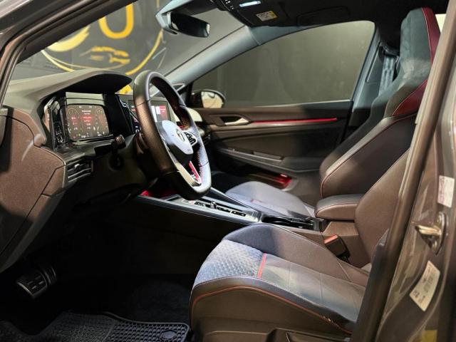 Volkswagen Golf image 9