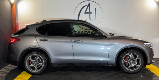 Alfa Romeo Stelvio image 7