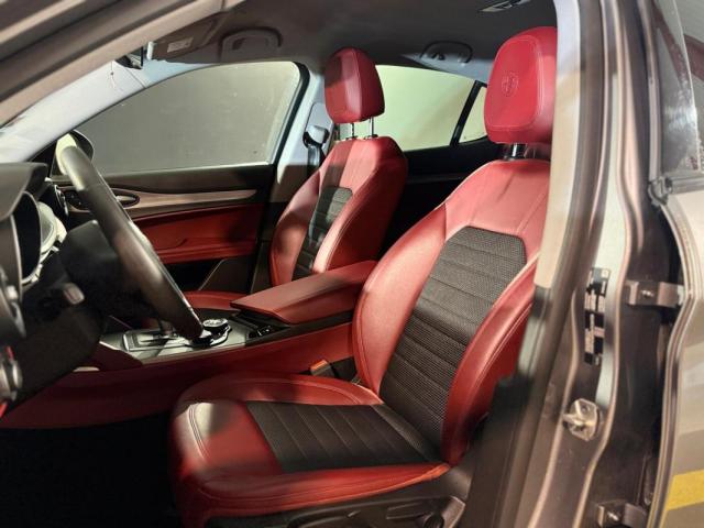 Alfa Romeo Stelvio image 4