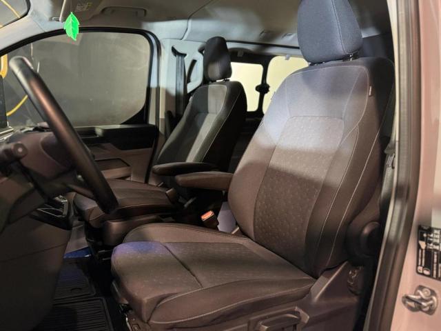 Ford Transit Custom image 3