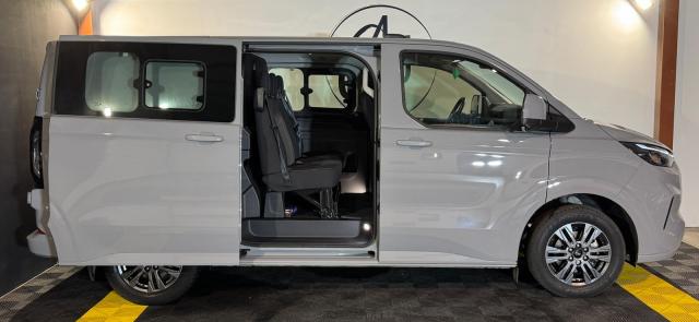 Ford Transit Custom image 8