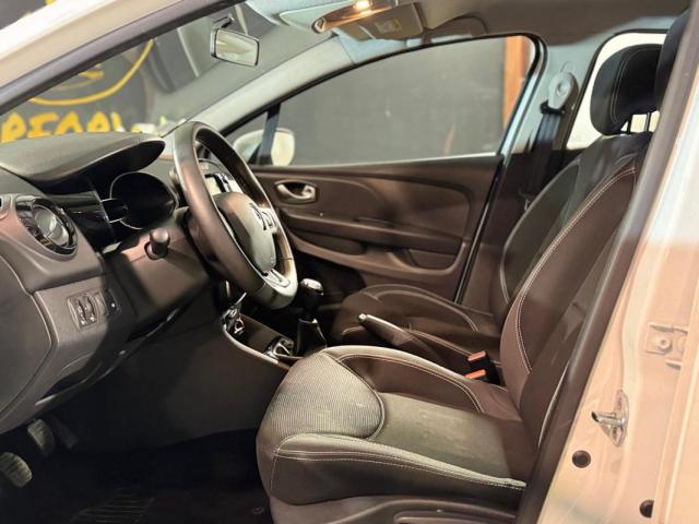 Renault Clio image 7