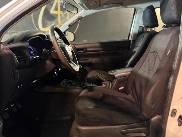 Toyota Hilux image 1