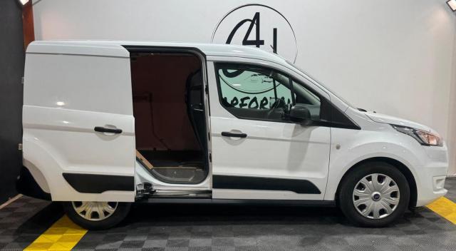 Ford Transit Connect image 9