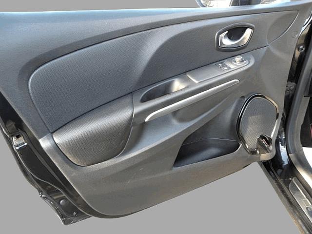 Renault Clio image 6