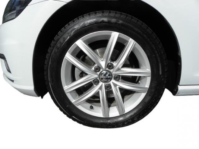 Volkswagen Golf image 3
