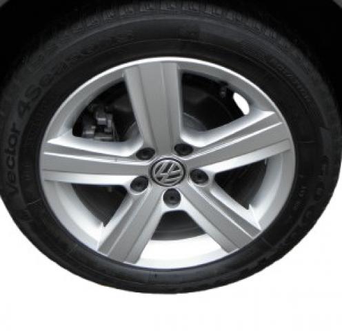 Volkswagen Golf image 6