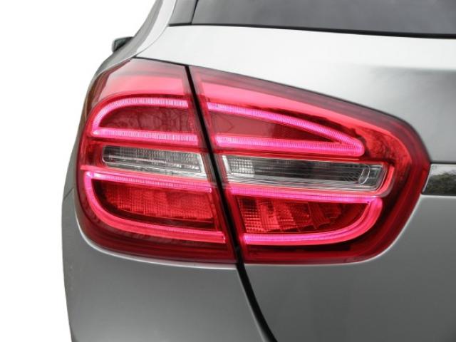 Mercedes Benz Gla image 7