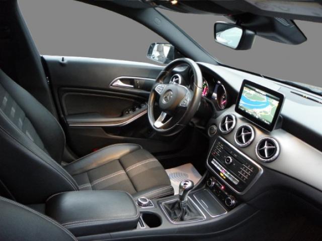 Mercedes Benz Cla image 4