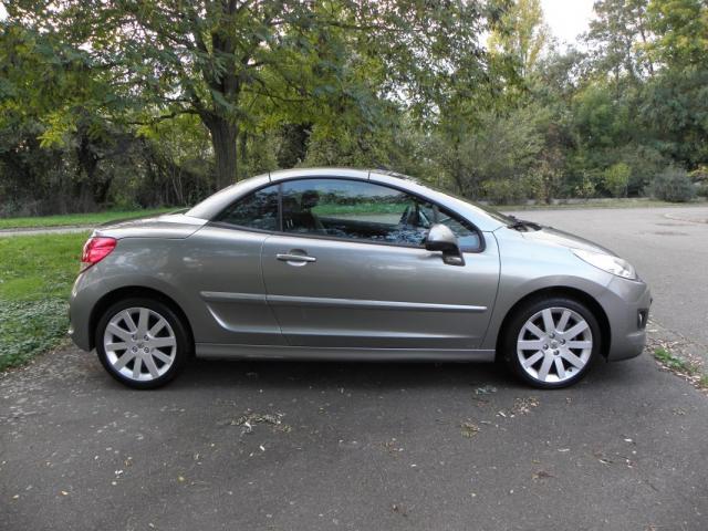 Peugeot 207 Cc image 2