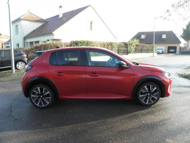 Peugeot 208 image 6