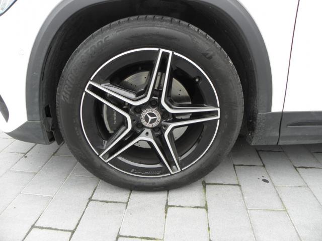 Mercedes Benz Gla image 5