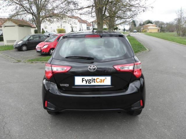 Toyota Yaris image 2