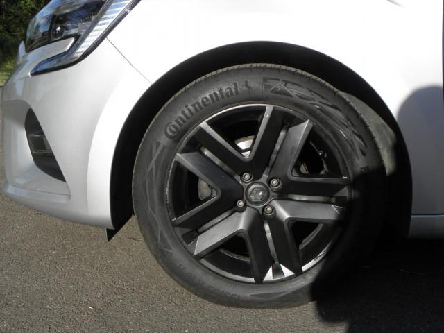 Renault Clio image 8