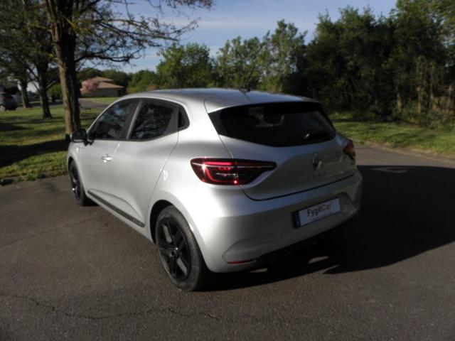 Renault Clio image 1