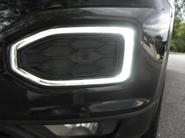 Volkswagen T-Roc image 9
