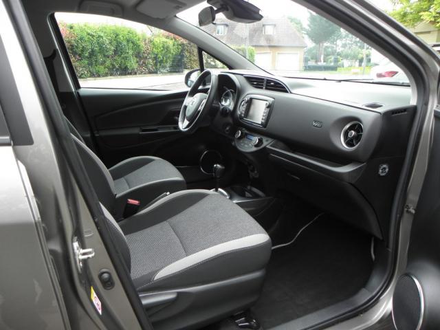 Toyota Yaris image 2