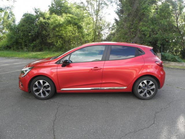 Renault Clio image 2