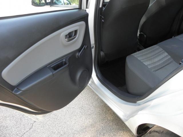 Toyota Yaris image 8