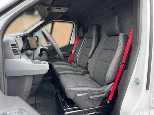 Renault Master image 2